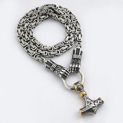 King Chain Featuring Berserker Holding A Mjolnir Pendant