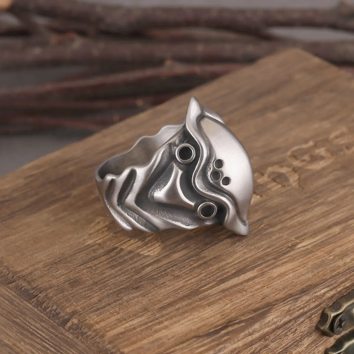 Simplicity Owl Viking Ring