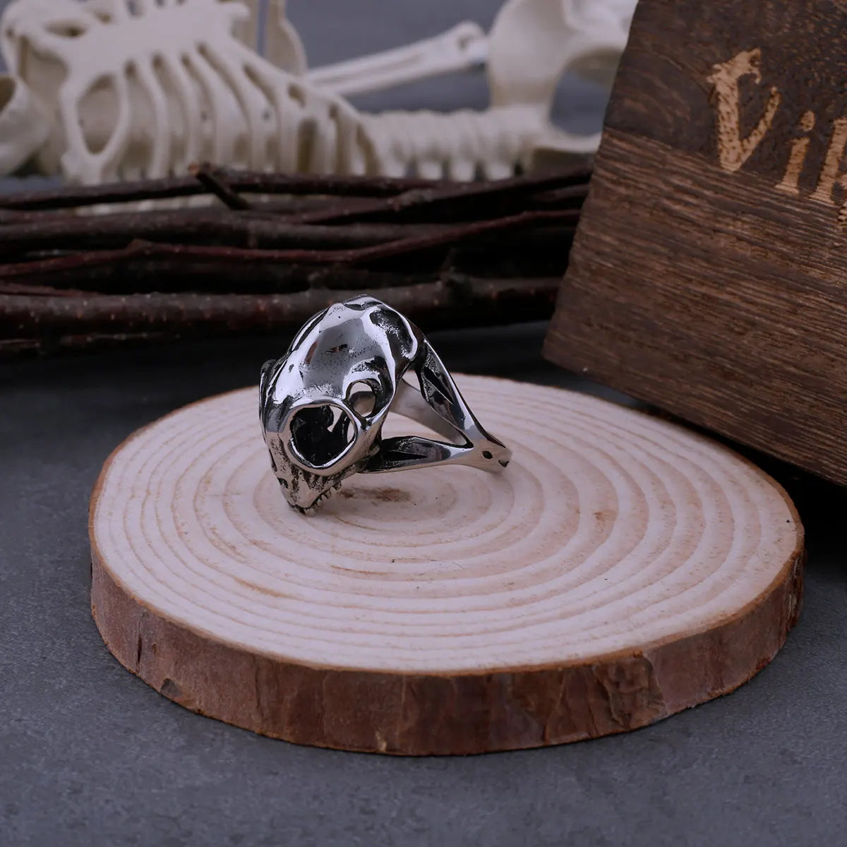 Simple Stainless Steel Dinosaur Skull Viking Ring