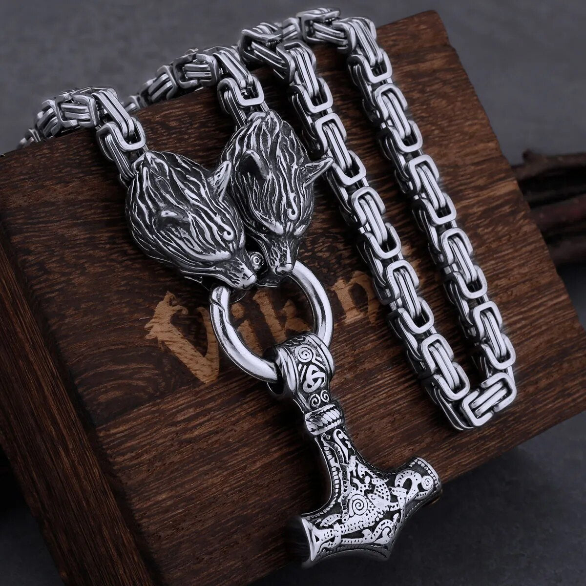 King Chain With Mjolnir Pendant Held By Wolves Heads