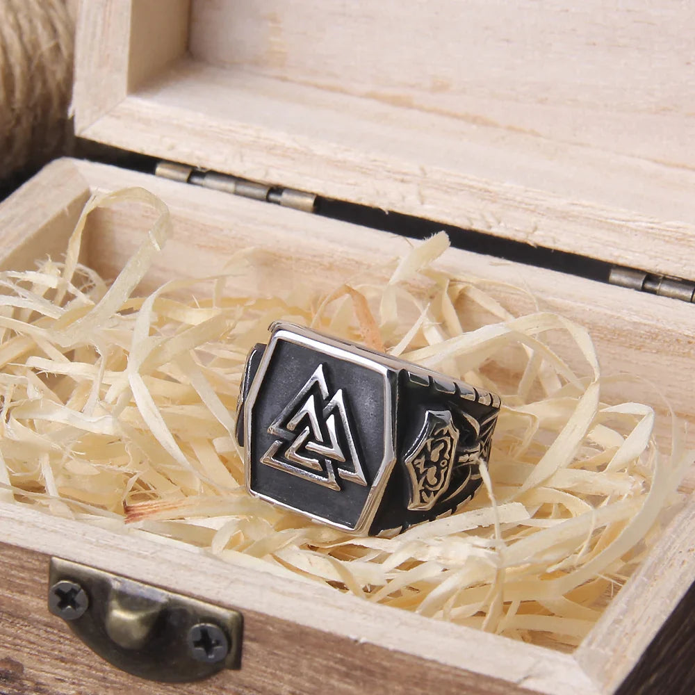 Icelandic Runes Celtics Knot Triple Viking Ring