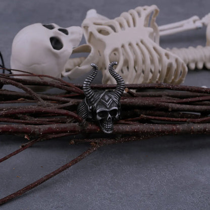 Vintage Devil Horn Skull Viking Ring