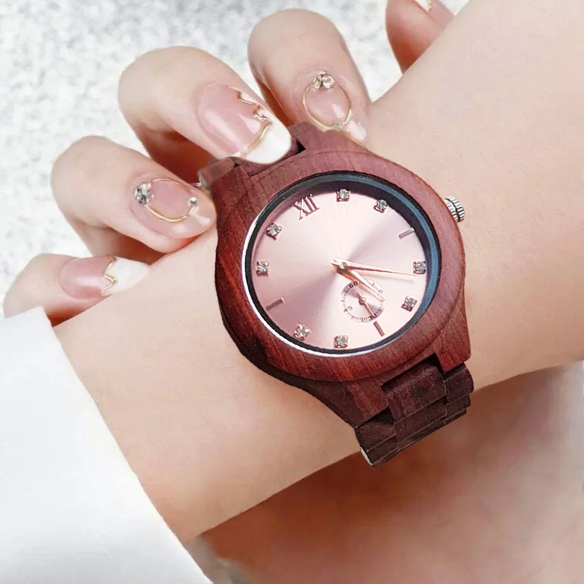 Women's Fashion Simulated Diamond Dia Clock Stylish simplicity Quartz Wooden Viking Watch