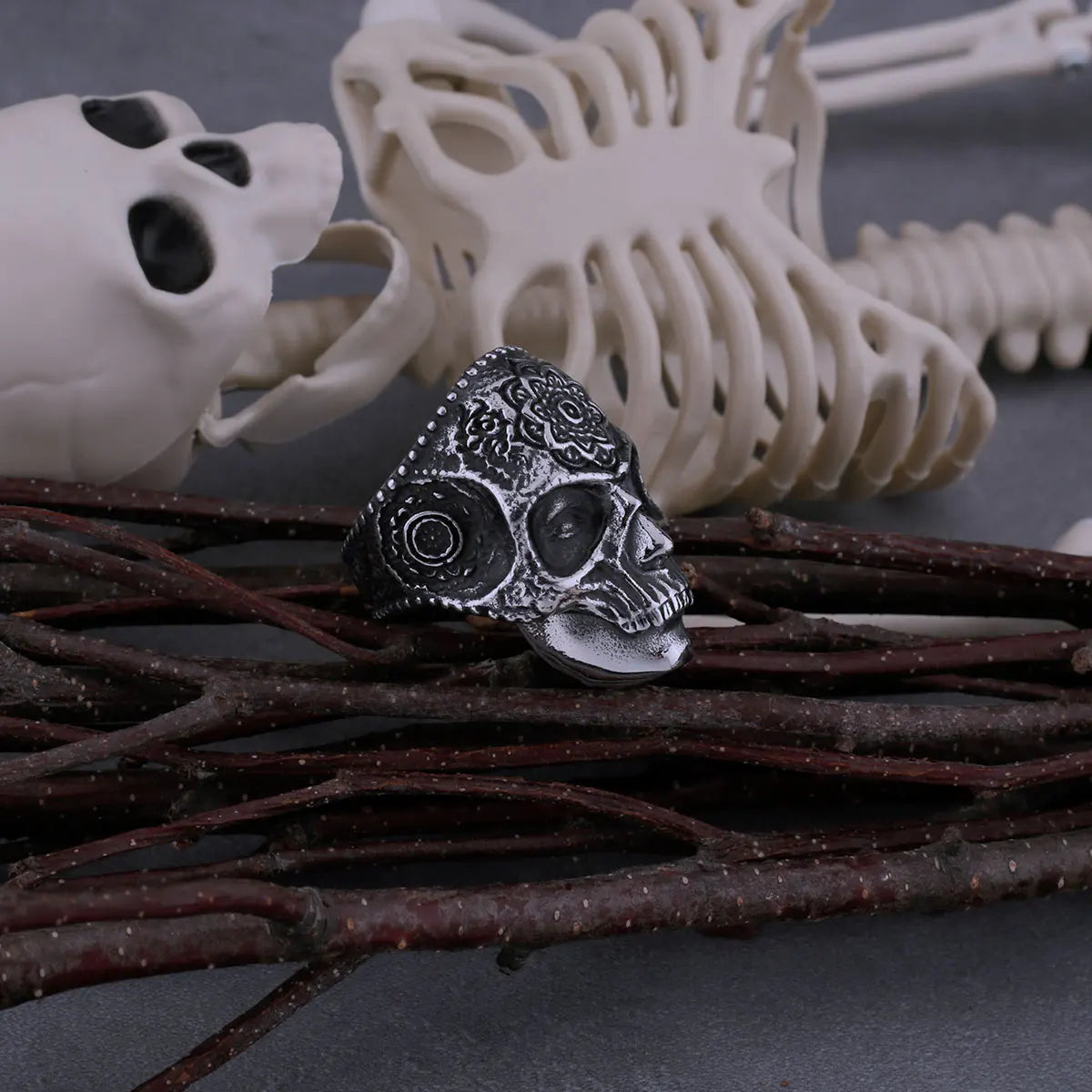 Gothic Retro Mandala Flower Viking Skull Ring