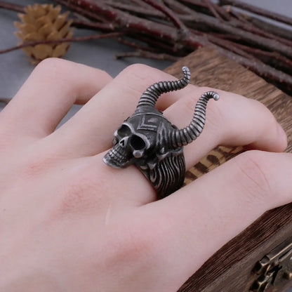 Vintage Devil Horn Skull Viking Ring