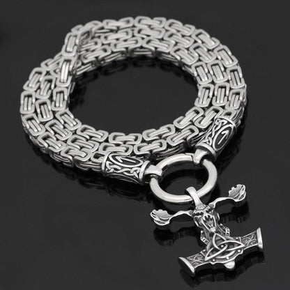 King Chain Featuring Runes With Sleipnir Pendant