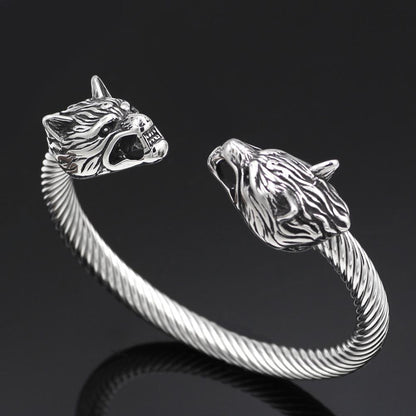 Viking Armring With Wolf Heads Design