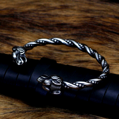 Viking Bracelet - Nordic Wolf