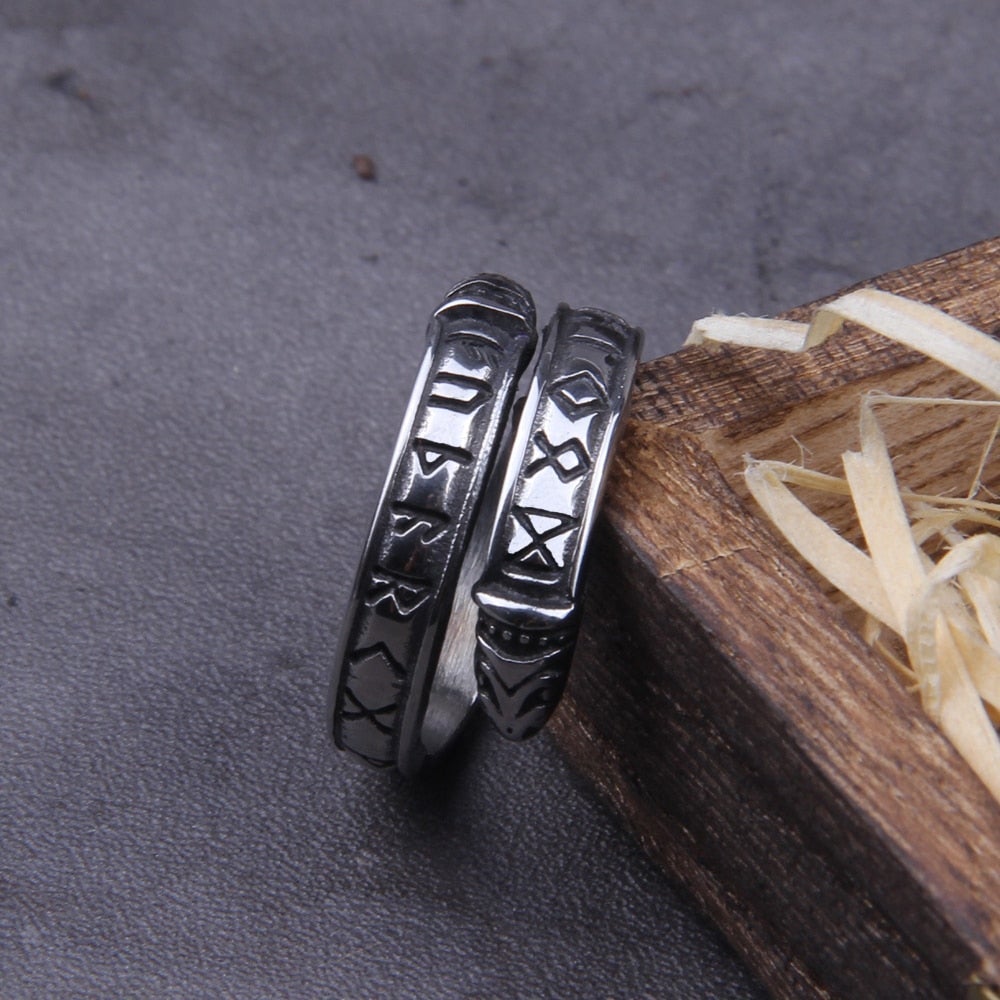 Viking Ring - Jormungandr Runes