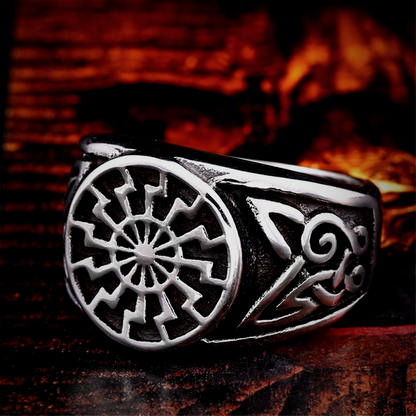 Viking Ring - Black sun