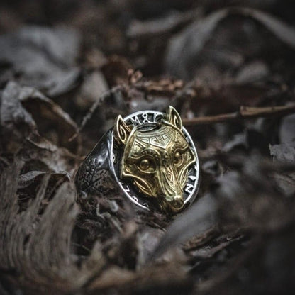 Viking Ring - Golden Wolf