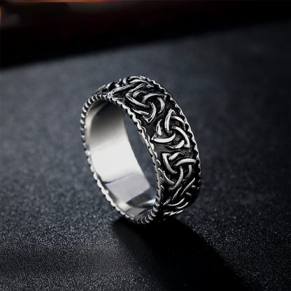 Viking Ring - Triquetra Pattern