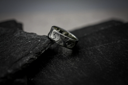 Viking Ring - Ancient runes