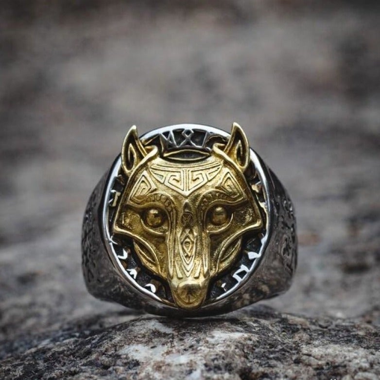 Viking Ring - Golden Wolf